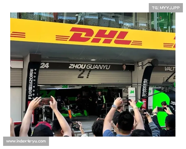 奥康加拿大站赛车故障退赛 安全车出动导致赛道策略大洗牌 奥康加拿大站赛车故障退赛 安全车出动导致赛道策略大洗牌