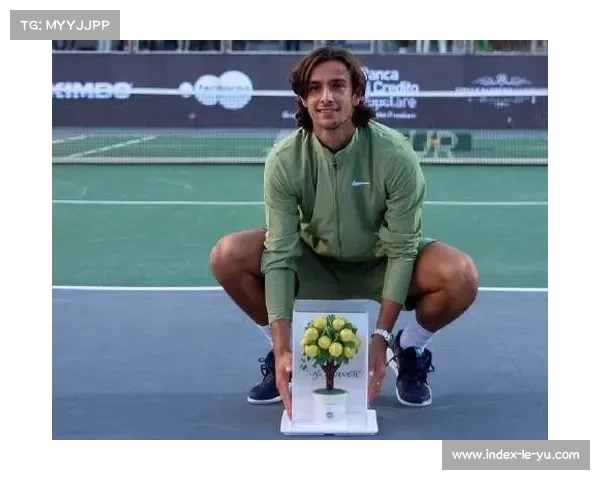 张之臻首度登顶亚洲男网一哥 世界排名突破前50创个人新高 张之臻首度登顶亚洲男网一哥 世界排名突破前50创个人新高